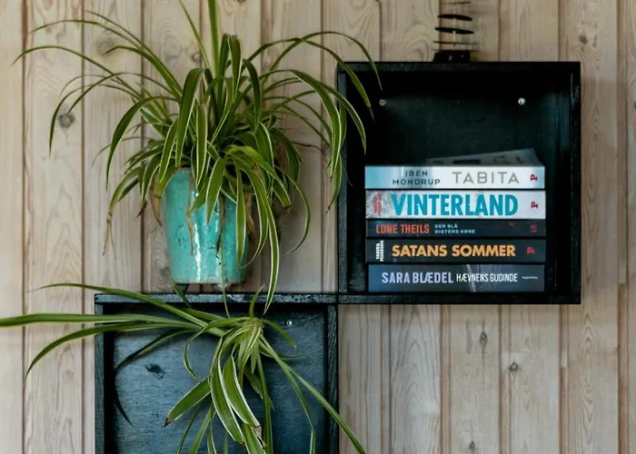 Find Peace In Cosiest Setting With Sea Glimpse *