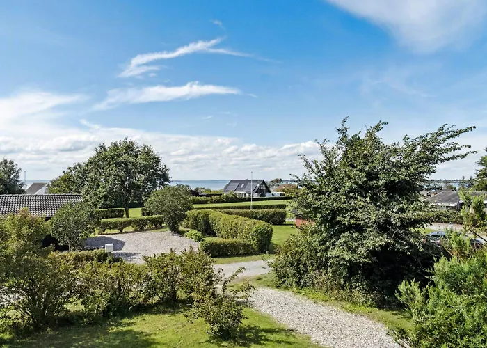 Сasa de vacaciones Find Peace In Cosiest Setting With Sea Glimpse